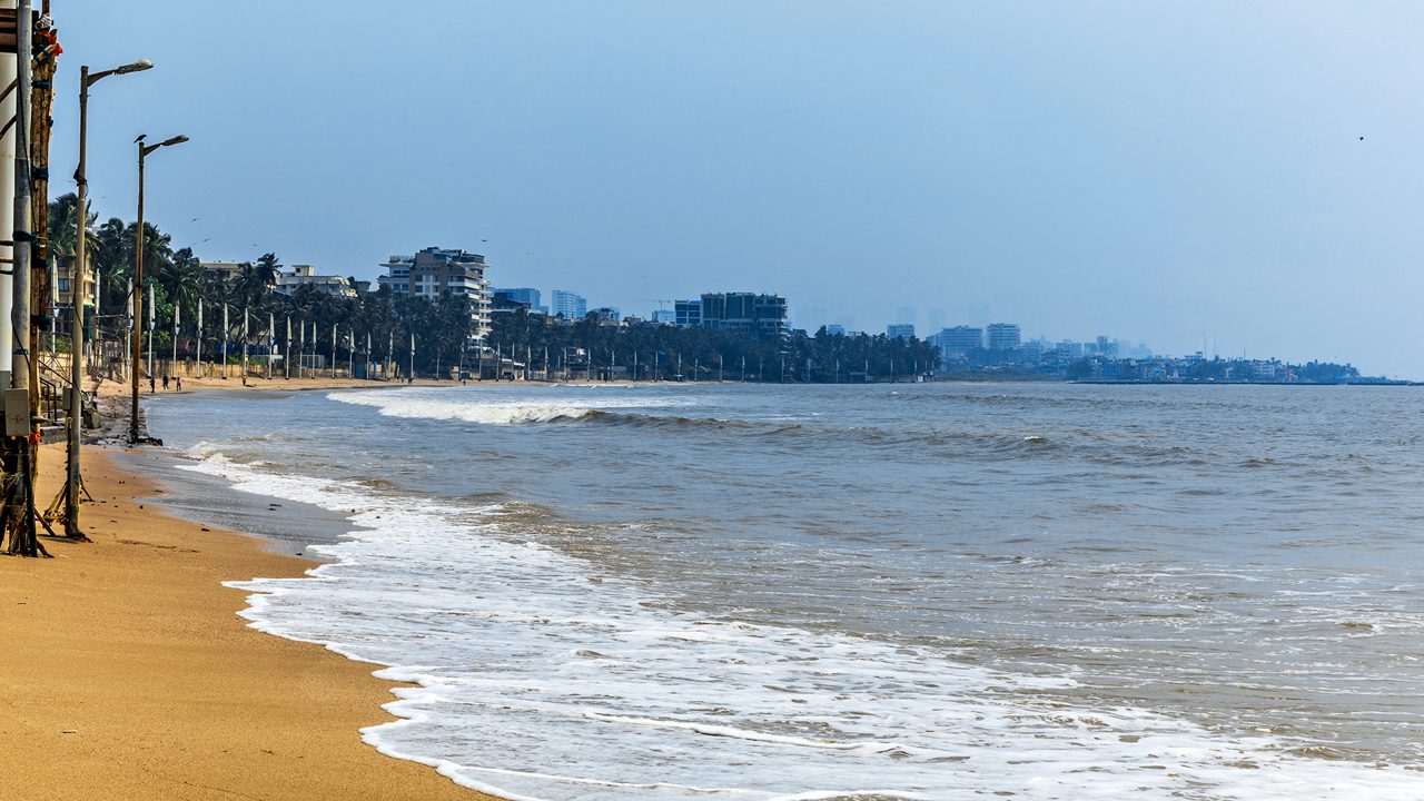 Juhu beach escorts area in Dubai